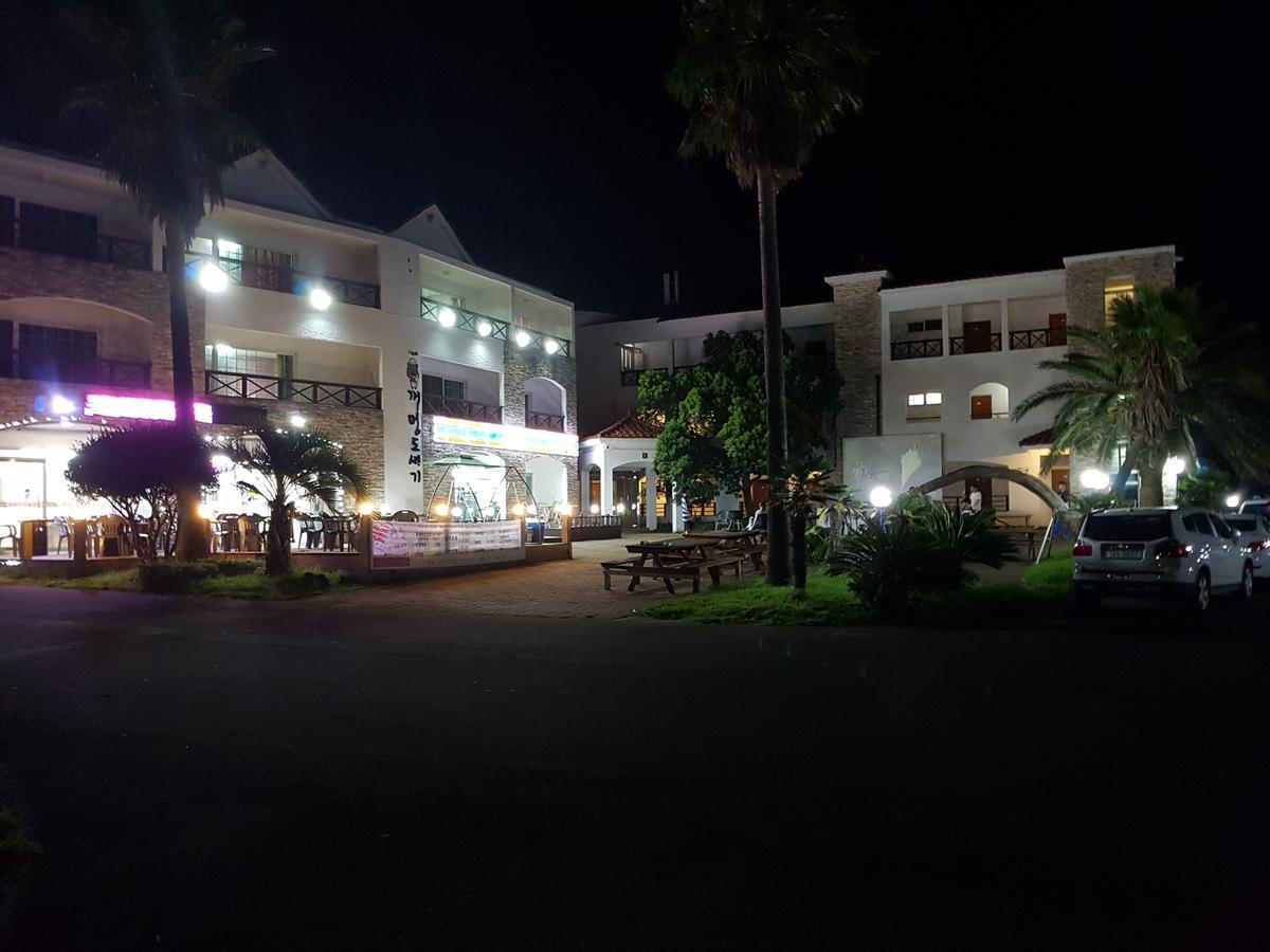 Lasania Resort Seogwipo Esterno foto