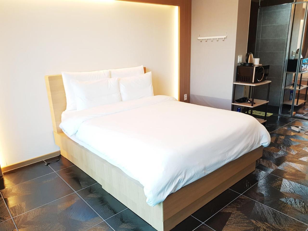 Lasania Resort Seogwipo Esterno foto
