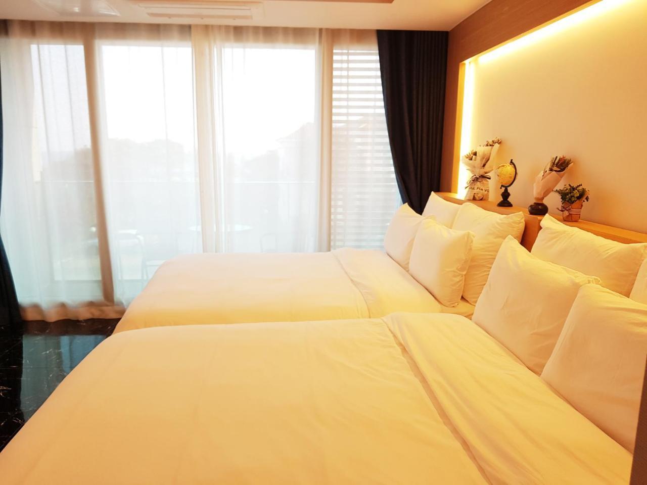 Lasania Resort Seogwipo Esterno foto